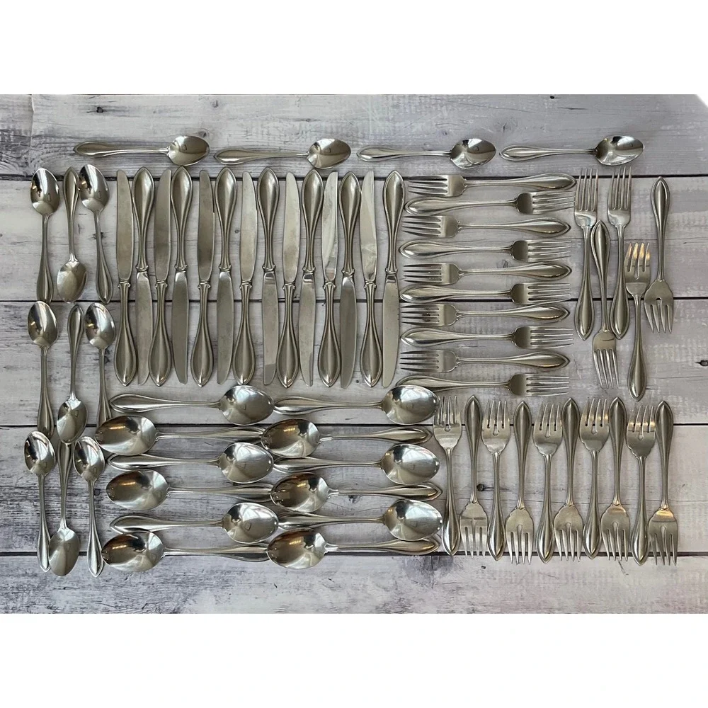 Oneida Stainless Flatware American Harmony 64 Pieces Place Setting for 12